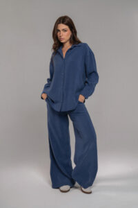 Soft-Touch Oversized Shirt - Image 4